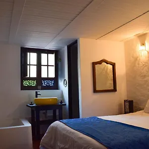 https://chorro-de-luz.hotels-bogota.net